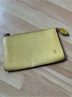 Louis Vuitton Small Yellow Leather Zipped Epi clutch